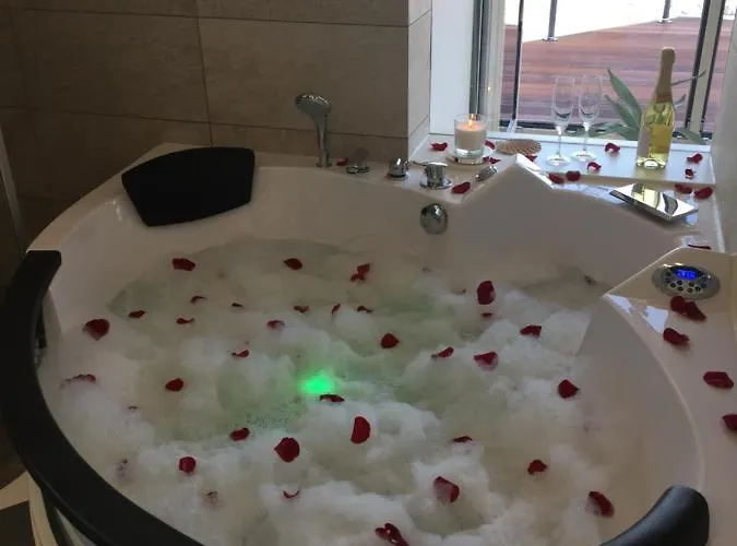 Luxuswohnung Pazifik Weser Wellness Whirlpool Apartmán